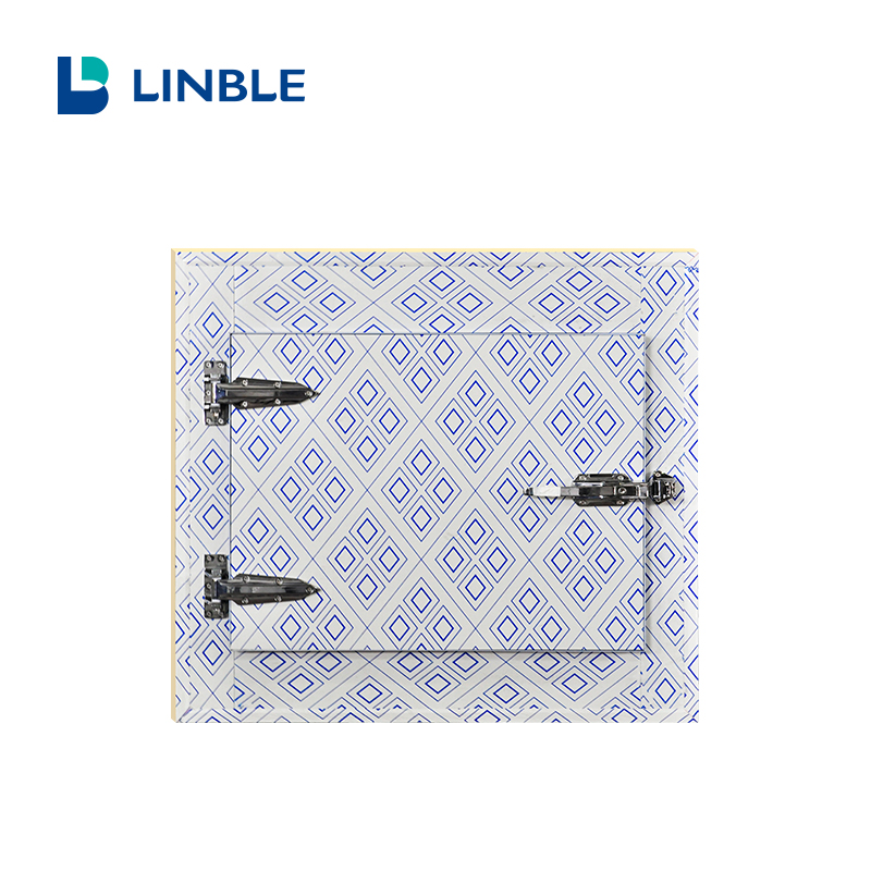 Porta articulada para câmara fria